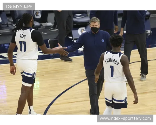 “开拓者103-102险胜火箭，杨瀚森替补贡献3分”